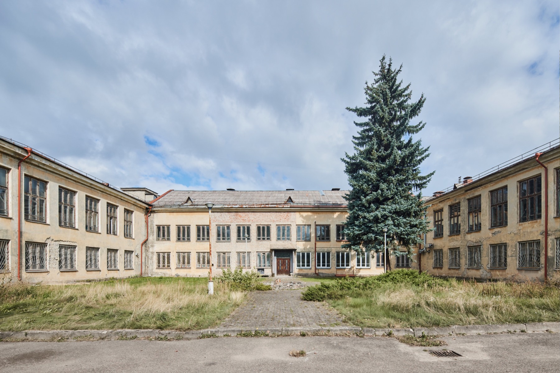 Buvusio „Lelijos“ fabriko kiemas prieš rekonstrukciją